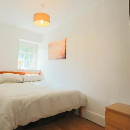 Meridian Place 25 - Hopewell Apartment *